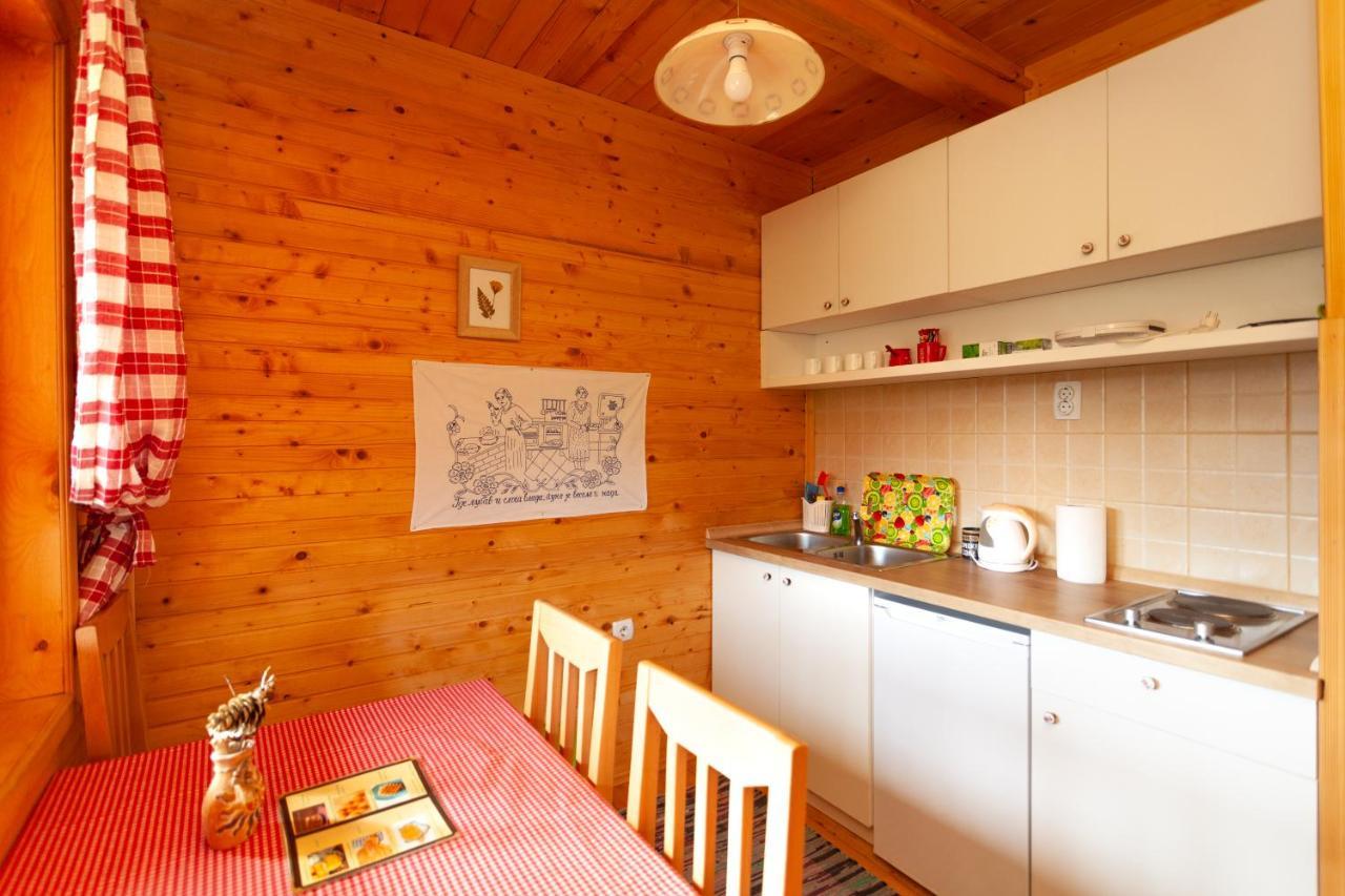 Family Lux Apartments Zabljak  Exterior photo